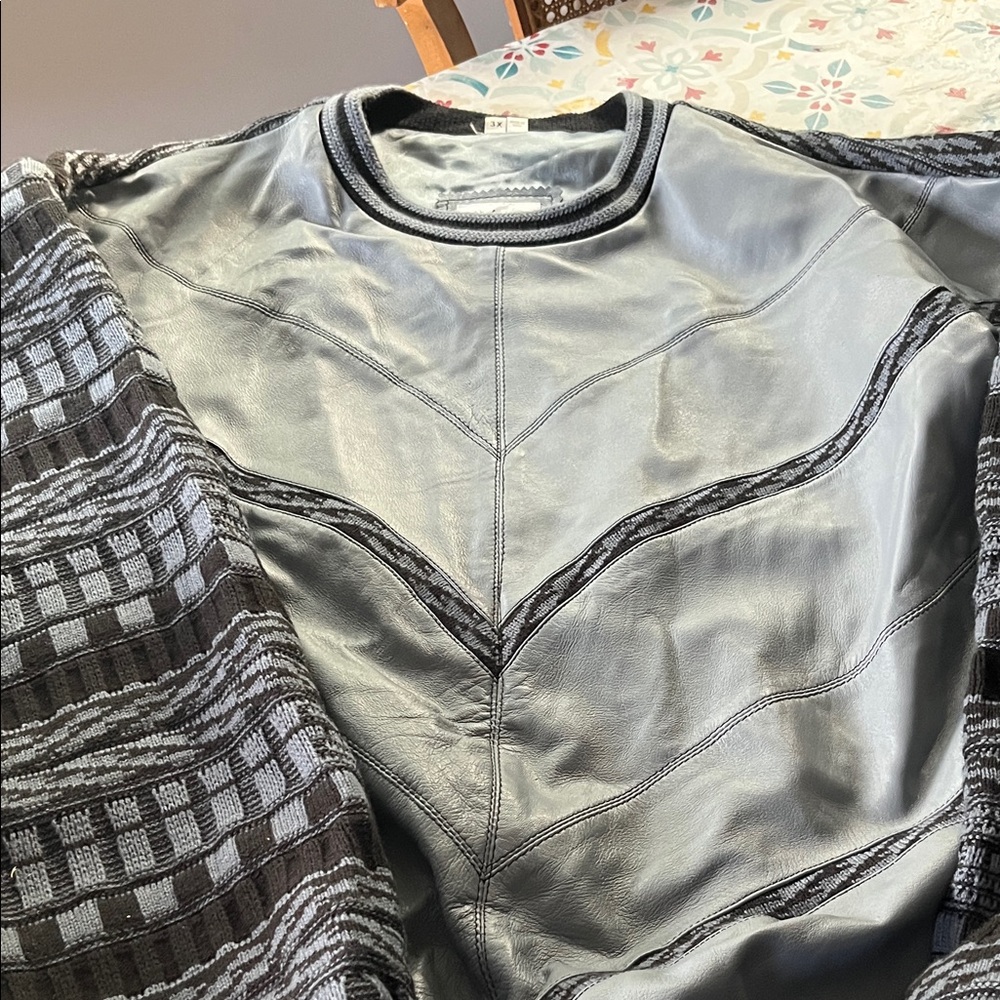 Men's Black and Gray Cardigan Sweater